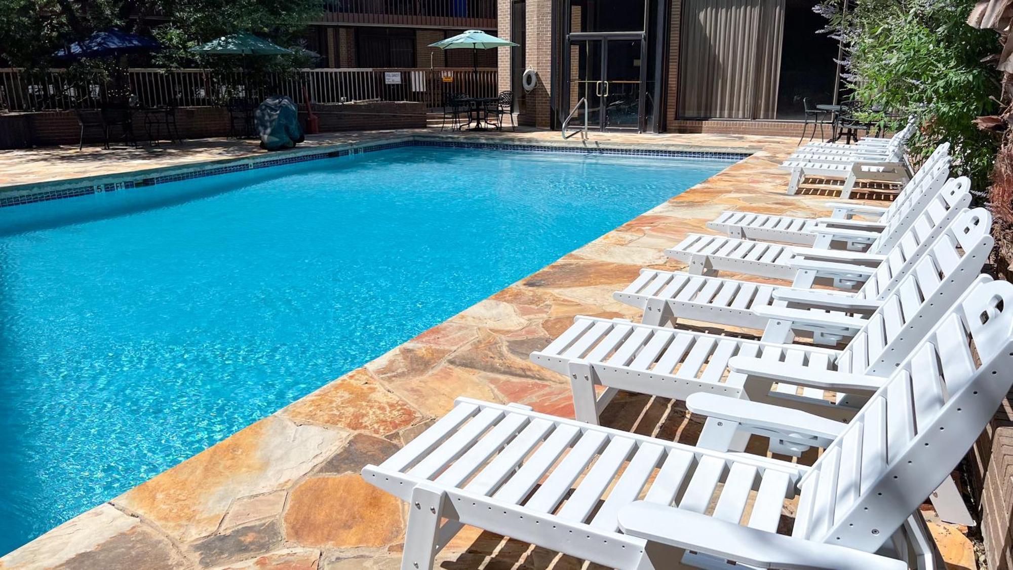 Mcm Elegante Hotel Odessa Exterior photo